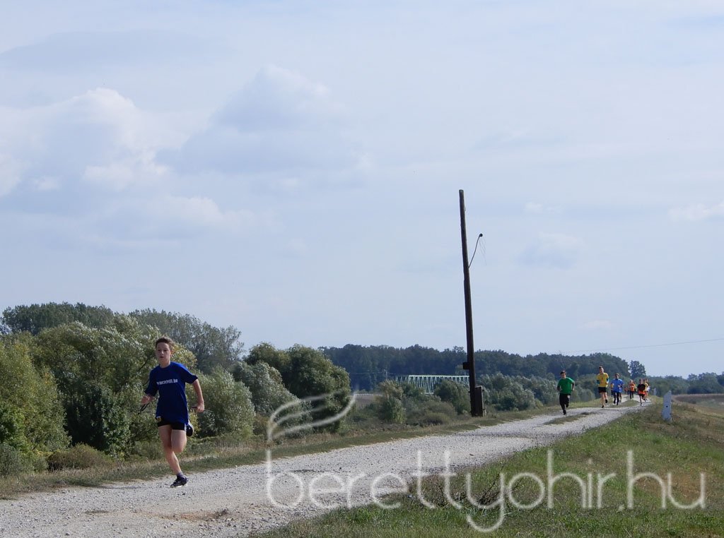 Mezei futóbajnokság Berettyóújfaluban 14